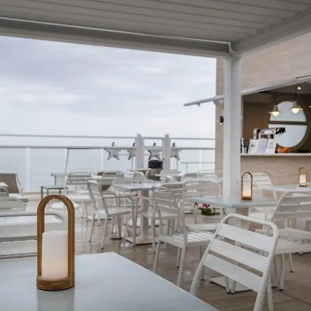 Ξενοδοχείο Rosamar Maritim 4*