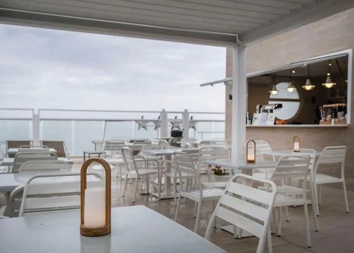 Ξενοδοχείο Rosamar Maritim 4*